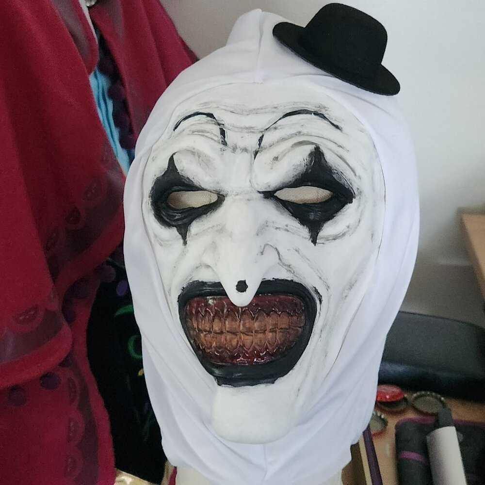 Art the Clown  mask completely detailed already for you!! NWOT!